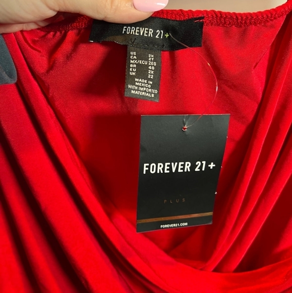 ruched v neck bodysuit - Picture 3 of 4